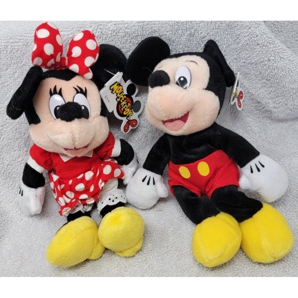 Walt Disney Mickey & Minnie Mouse classic NWT Disney Bean Bag Beanie New 2pc Set